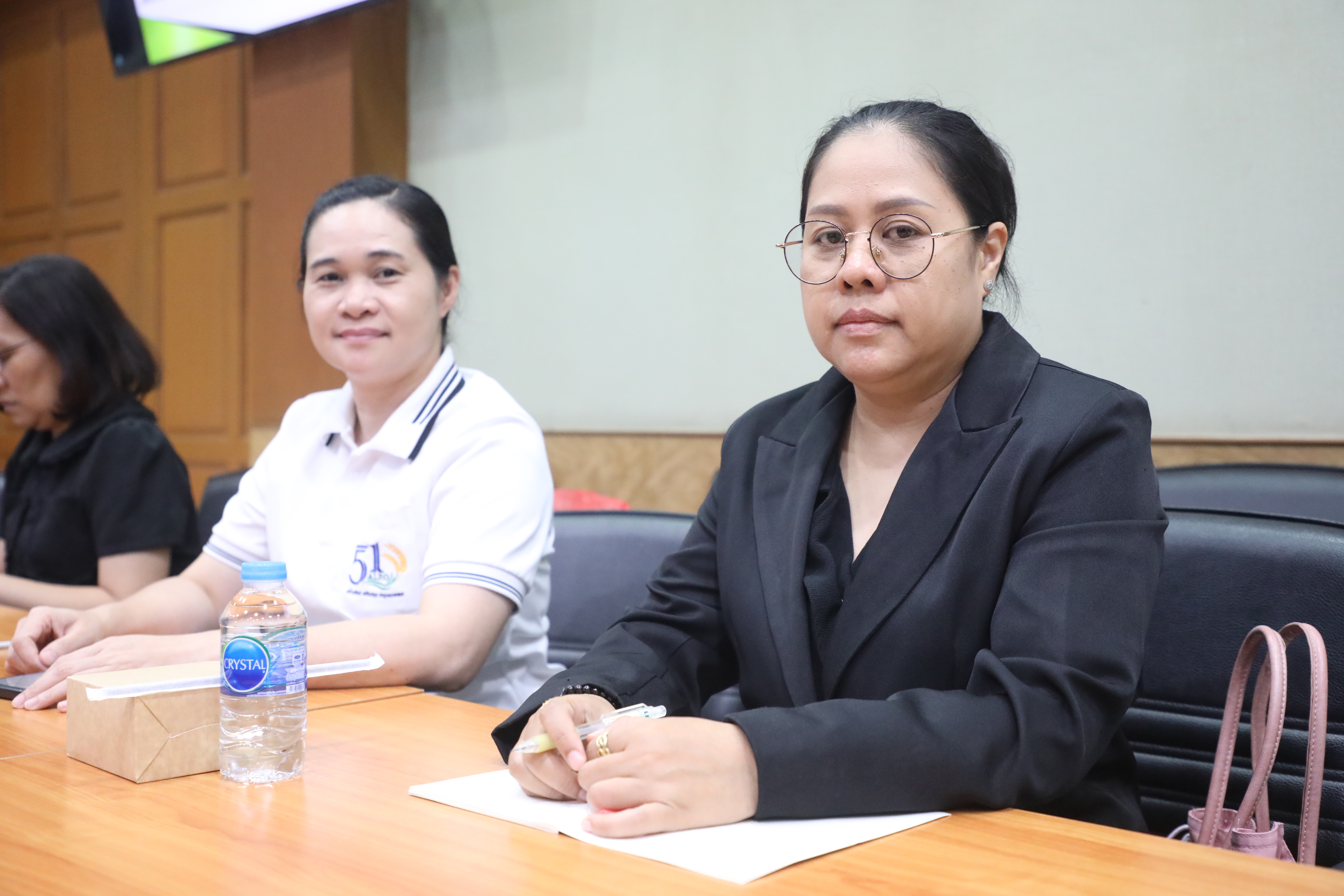 title - ส.ป.ก. ประชุม คกก. ดำเนินการจัดพิธีประกาศเกียรติคุณ ผู้เกษียณอายุราชการ สำนักงานการปฏิรูปที่ดินเพื่อเกษตรกรรม ประจำปีงบประมาณ พ.ศ. 2569 ครั้งที่ 1/2569